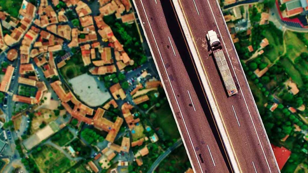 camion in autostrada