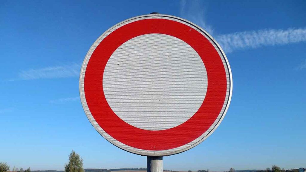 Divieto svolta a destra